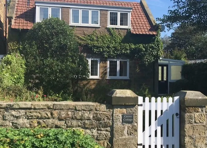 Scalby Grove Cottage